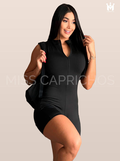 Enterizo Corto Cierre Manga Siza