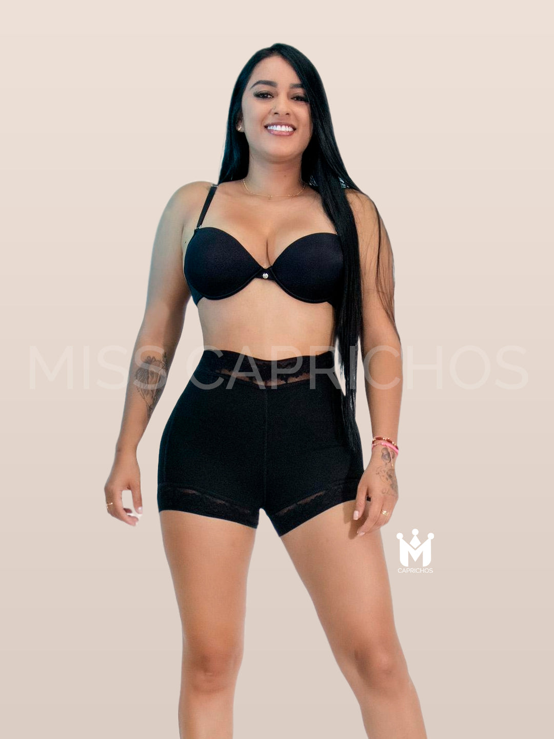 Short Cachetero con Varillas